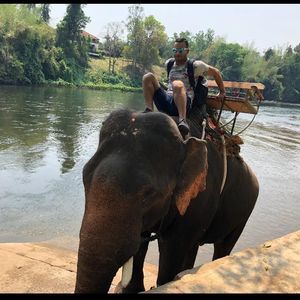 Meet your Posher, Esteban